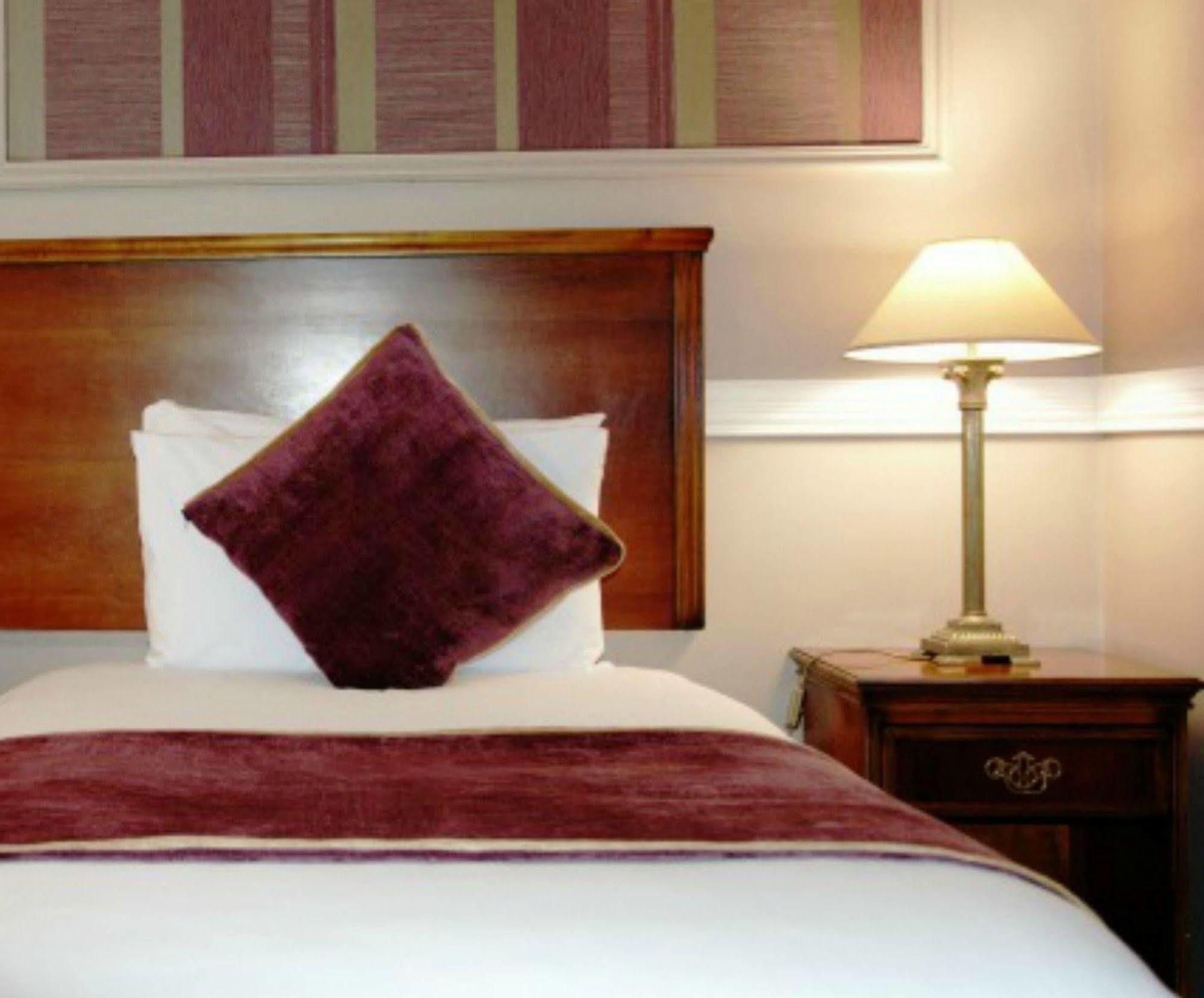 Ashbourne Court Hotel Zewnętrze zdjęcie